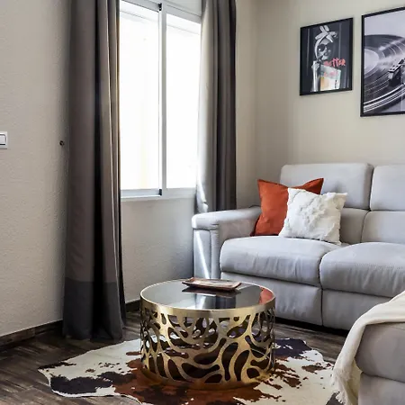 Pink Harmony Apartment *
